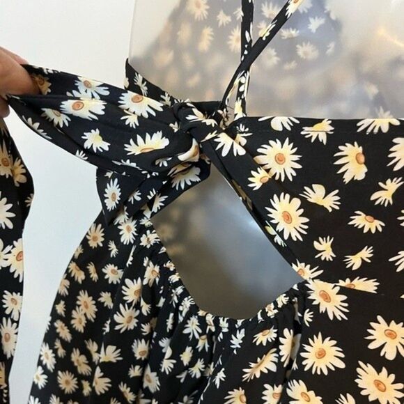 SHEIN Black Tie Back Daisy Print Cami Midi Dress Size Medium - Picture 6 of 9